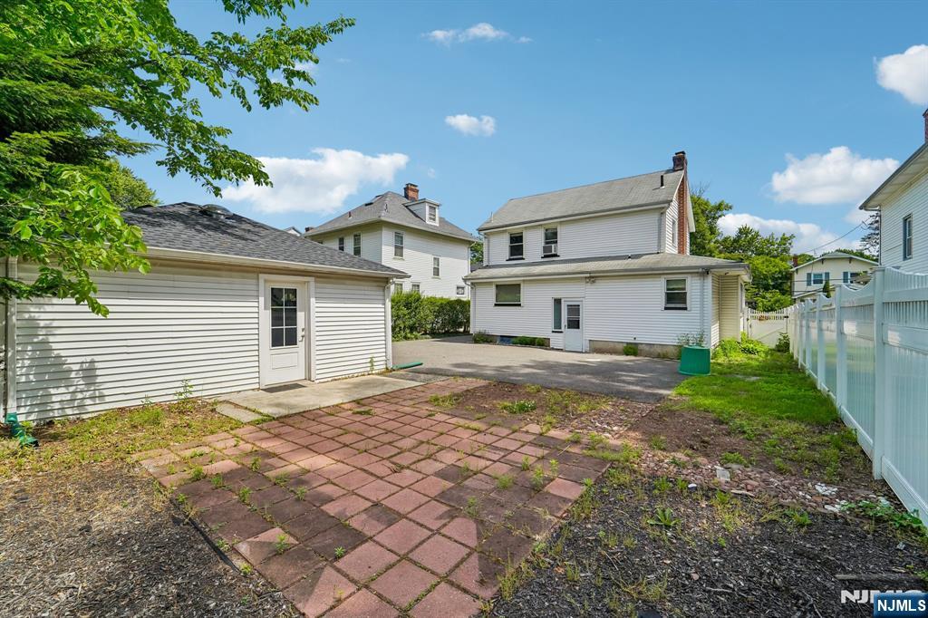 34 Cypress