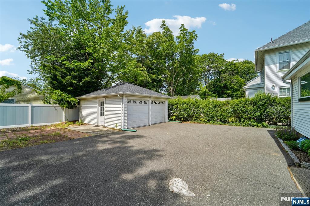 34 Cypress