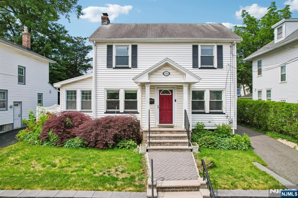 34 Cypress