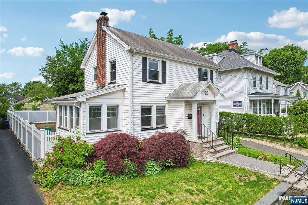 34 Cypress