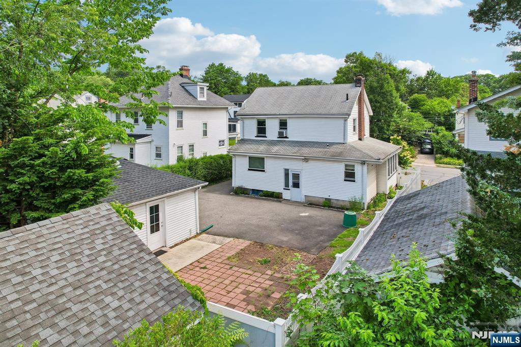 34 Cypress