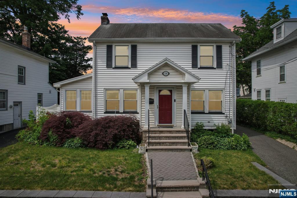 34 Cypress