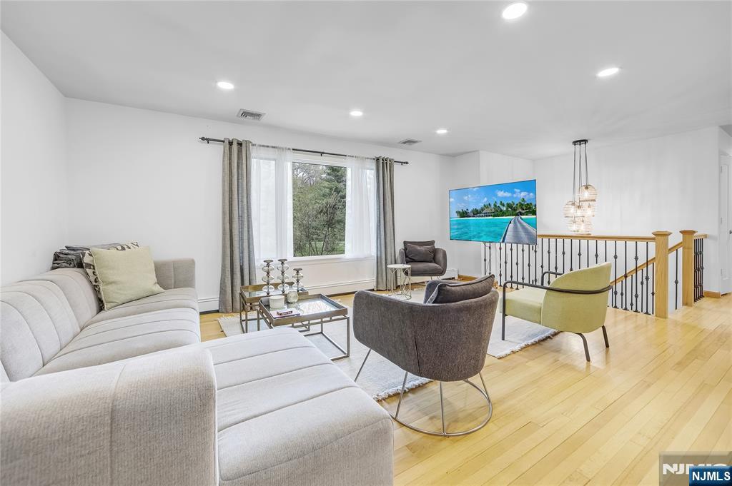 45 Lenox Avenue - Photo 4