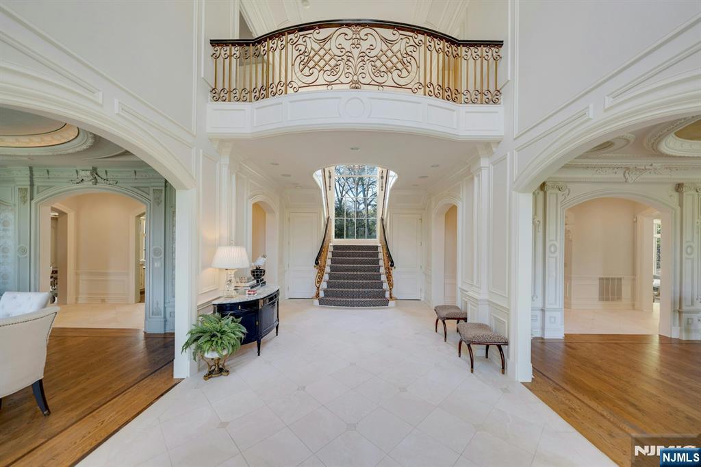 501 Timberline Drive - Photo 4
