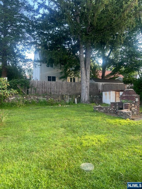 27 Charles Ter, Waldwick, NJ 07463