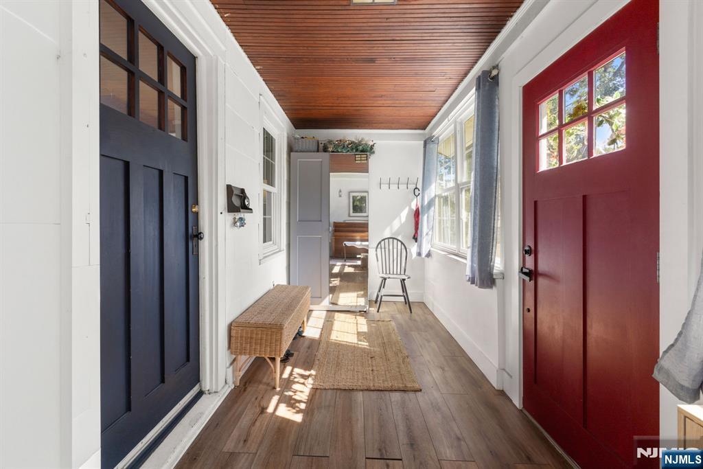206 Spruce Street - Photo 2