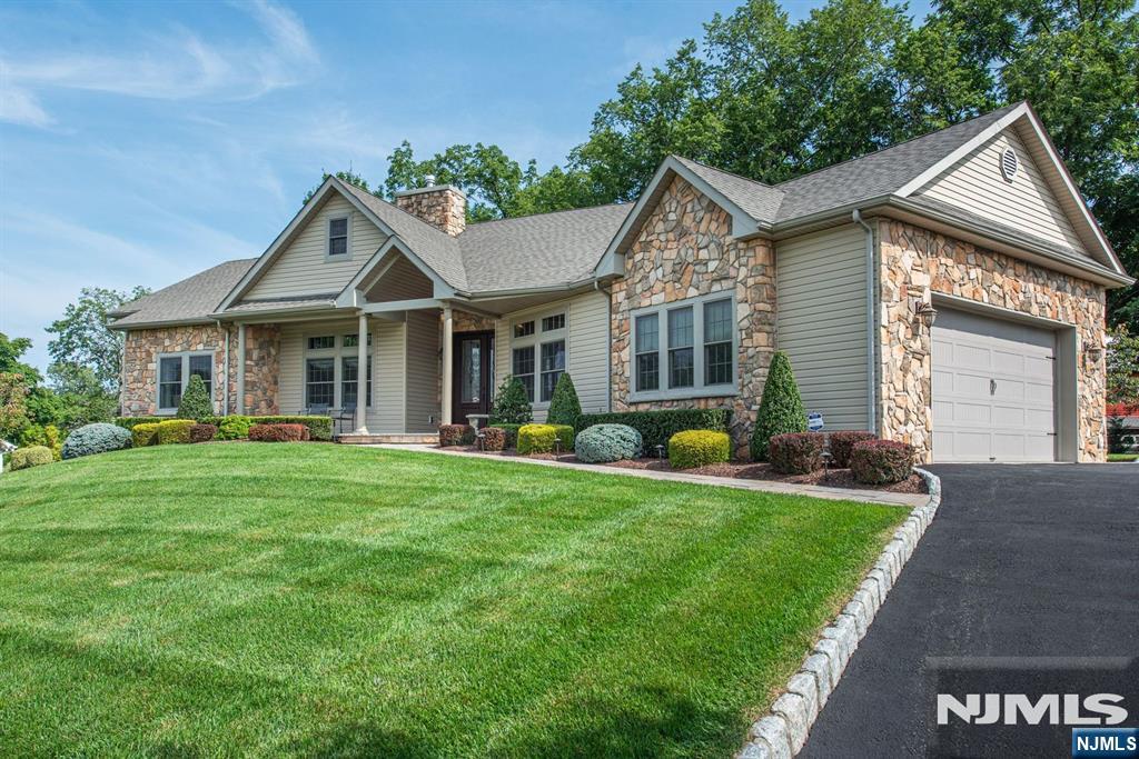 Photo 3 of Land for sale at 7 Dehart Ct, Wayne, NJ 07470 | MLS# 26032312 | Listing updated on 2026-10-07