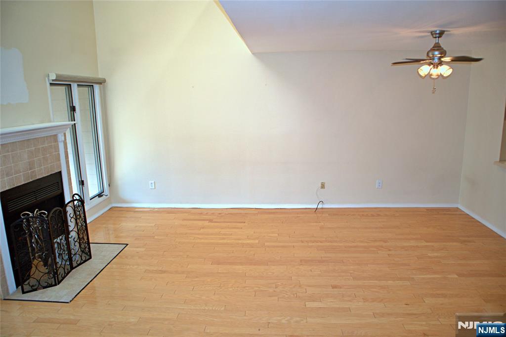 910 River Renaissance C10 - Photo 4