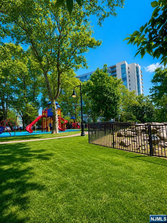 320 Adolphus Ave #408, Cliffside Park, NJ 07010