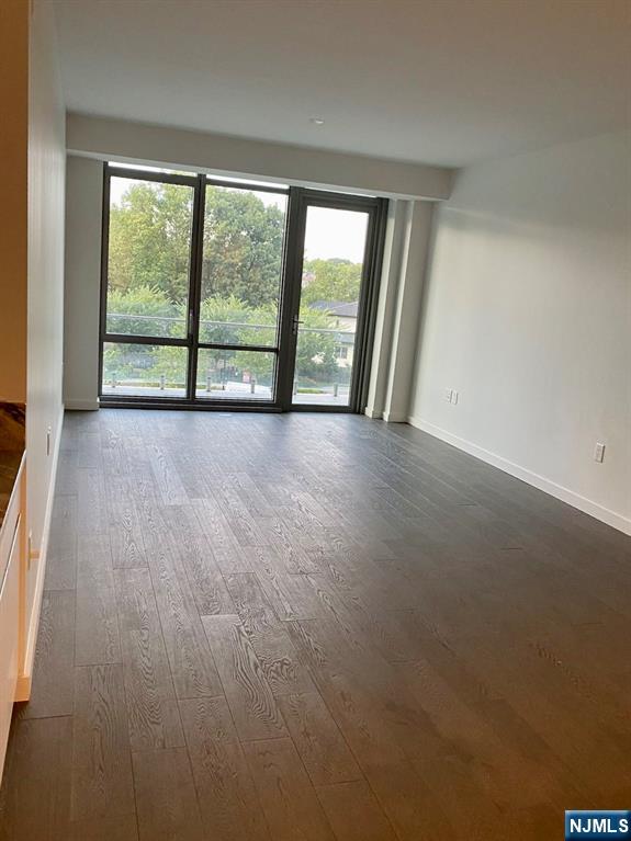 320 Adolphus Avenue #408