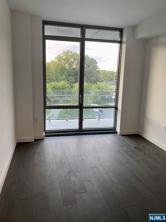 320 Adolphus Avenue #408