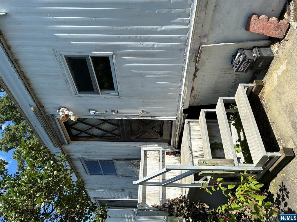 3 W 5th - Photo 2