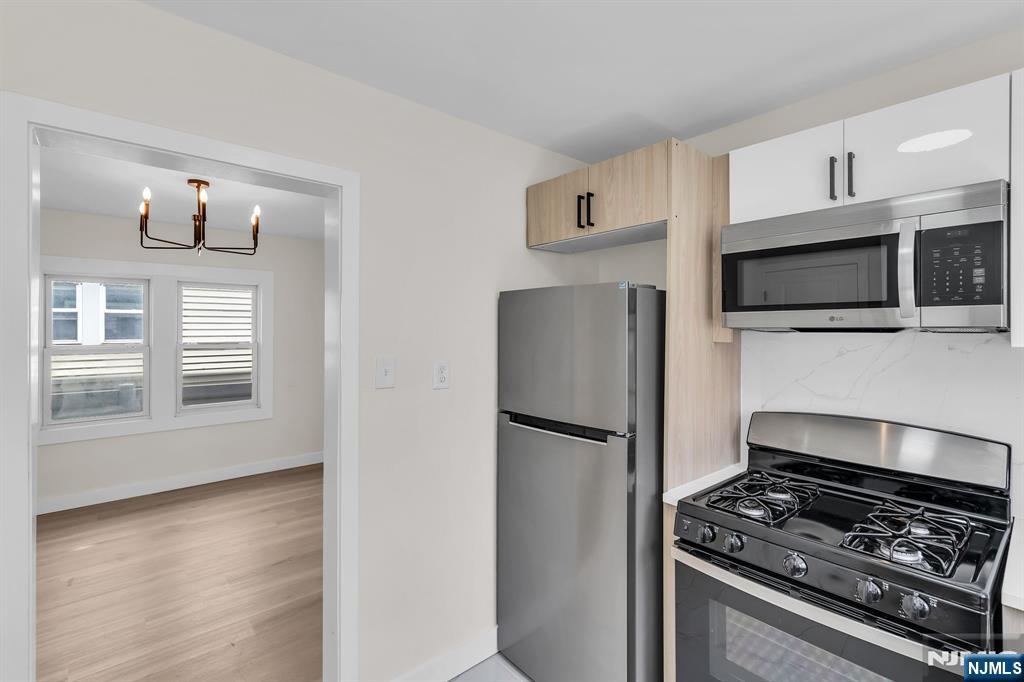 15 Cottage Place - Photo 3