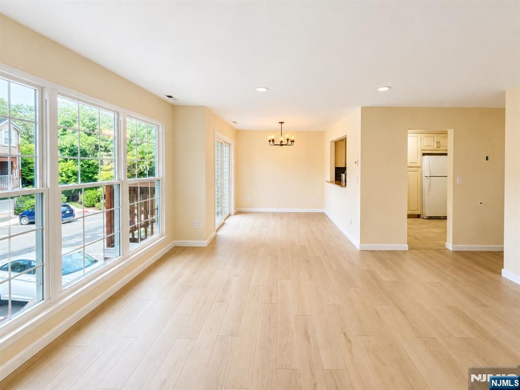 756 Charles - Photo 3