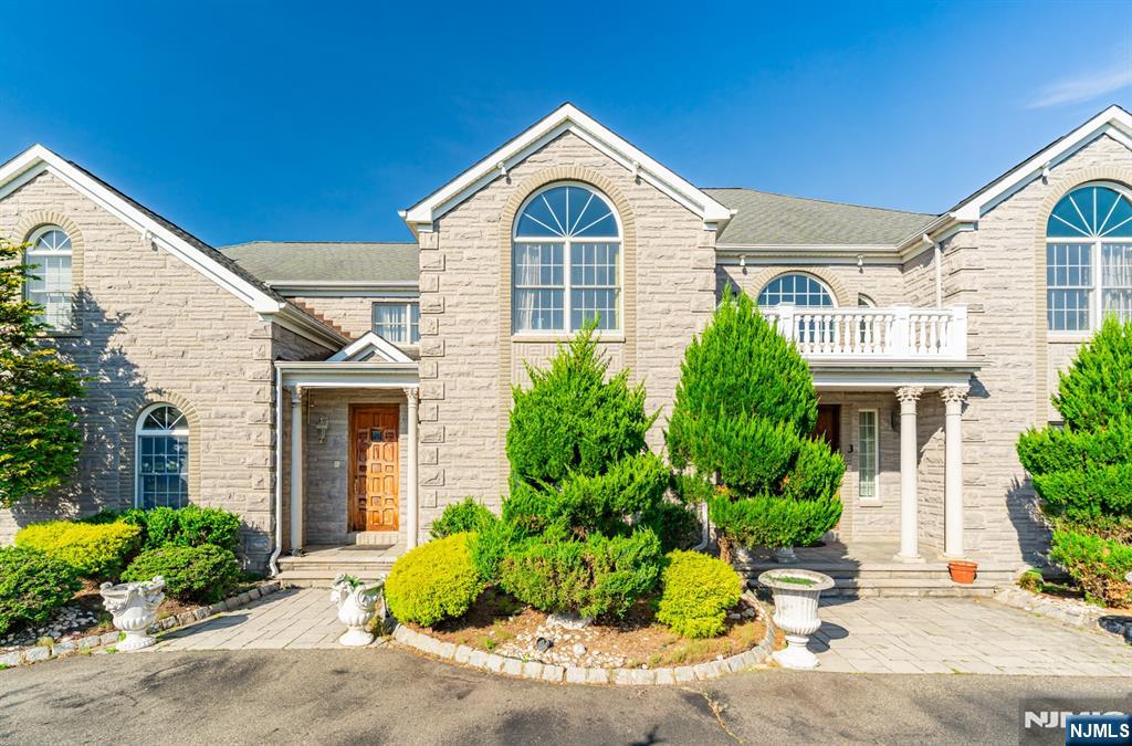 3 Topaz Court - Photo 1