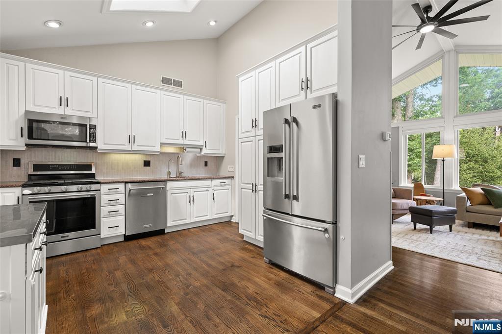 103 Gould Road - Photo 4
