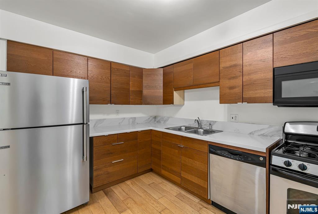 13 Briarwood Court E - Photo 2
