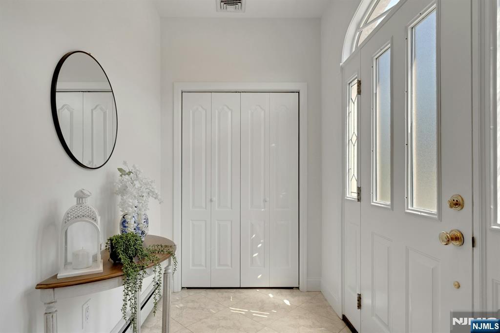 235 10th Street - Photo 2