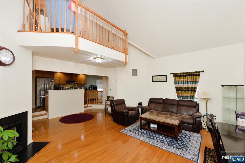 27 Tanager Court - Photo 4