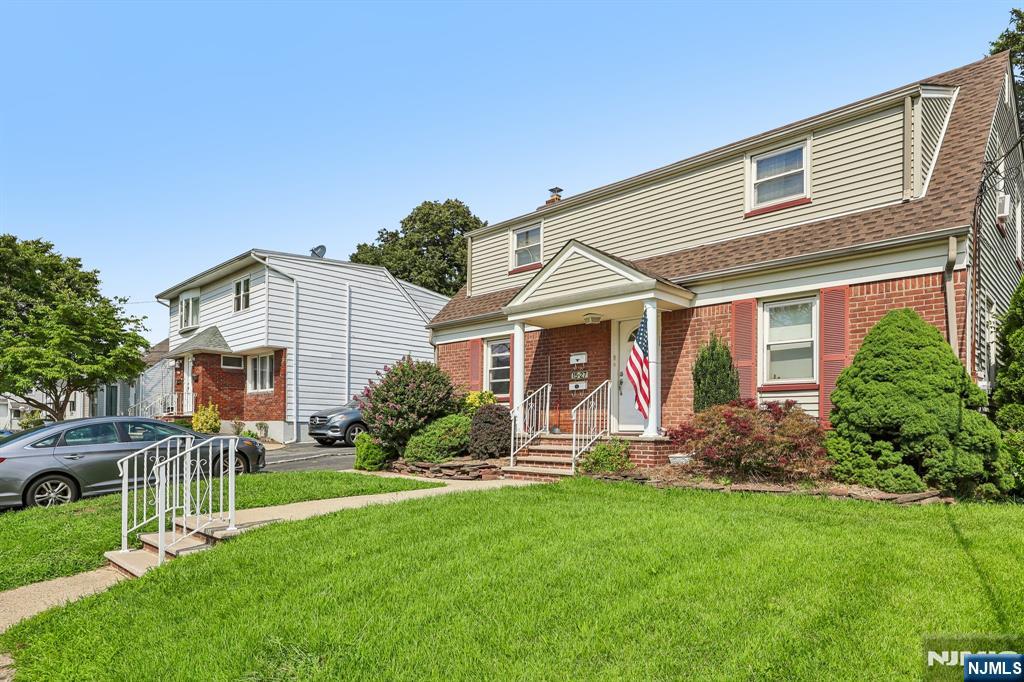 15-27 Parmelee Avenue - Photo 3