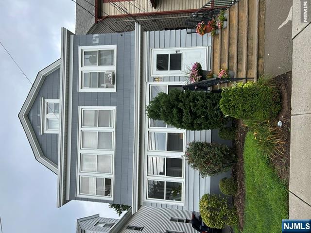 26 Pulaski Street - Photo 1