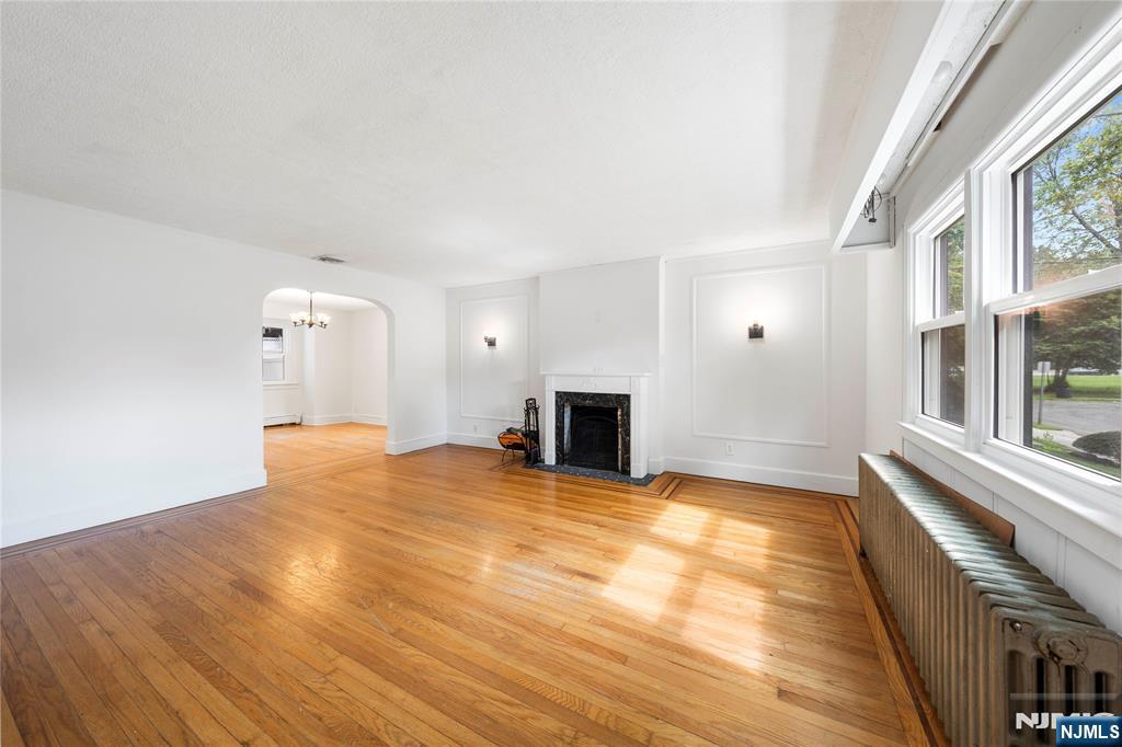 1016 Grace Terrace - Photo 4