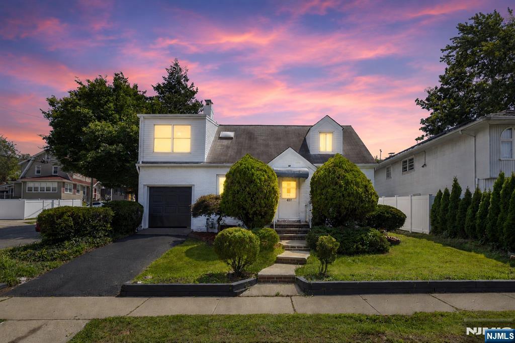 407 Palisade Avenue - Photo 1