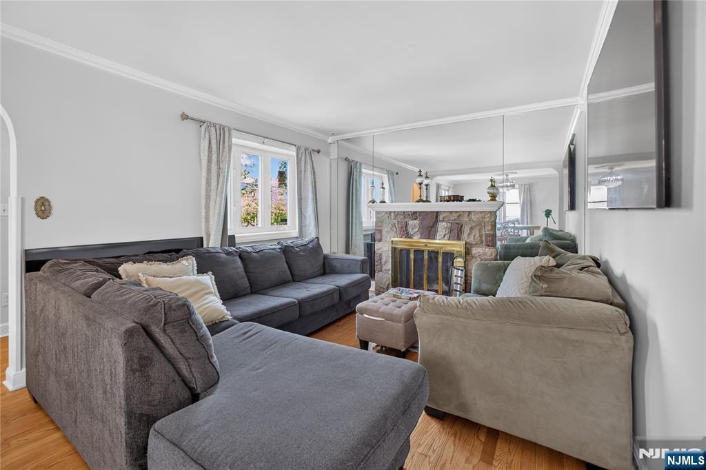 407 Palisade Avenue - Photo 2
