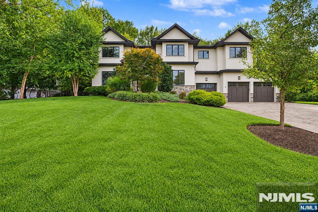 28 Leroy Street, Tenafly NJ — listing photo