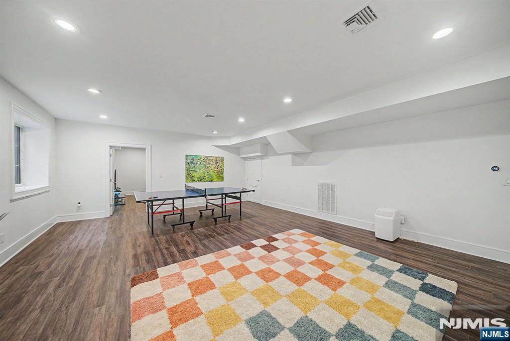 28 Leroy Street — photo 30