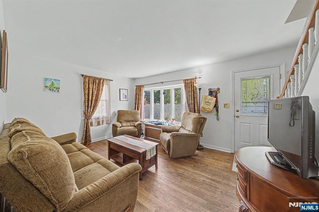 114 Warhol Avenue - Photo 3