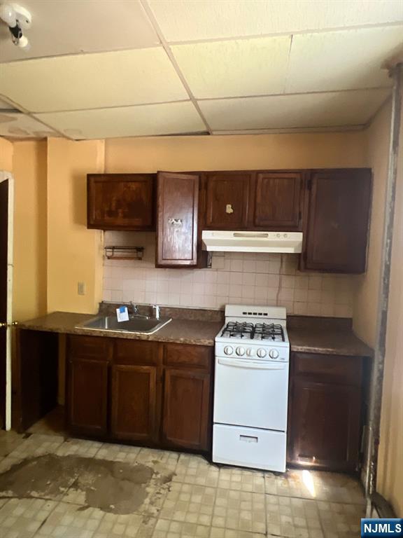 68 Hoover Avenue - Photo 4