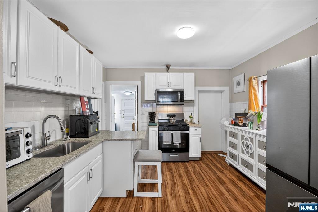 415-417 Preakness Avenue - Photo 5