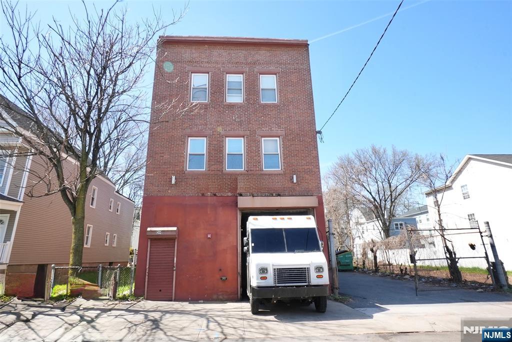 59 N 14th Street - Photo 2