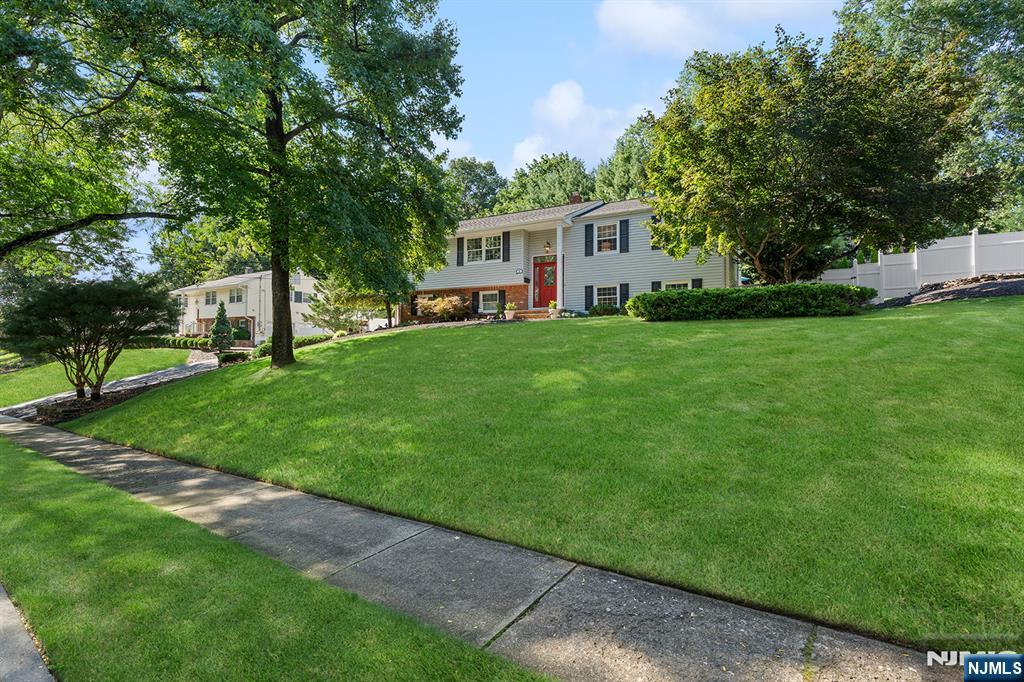 Photo 1 of Single family home for sale at 73 Brandon Ave, Wayne, NJ 07470 | MLS# 26032370 | Listing updated on 2026-09-08