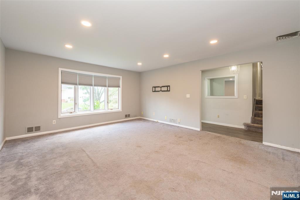 23 Urma Place - Photo 4