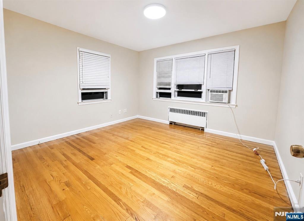 321 Roff Avenue 1 - Photo 5
