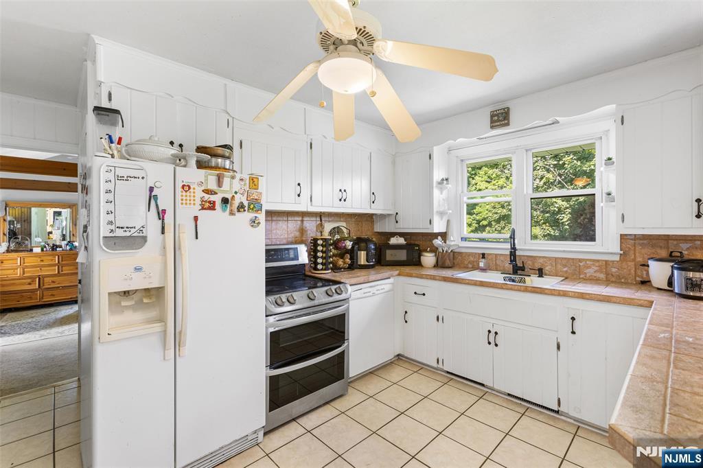 12 James Terrace - Photo 5