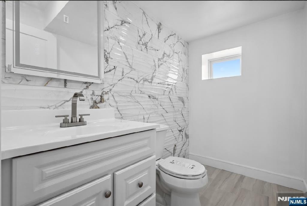 161 Kipp Avenue - Photo 5