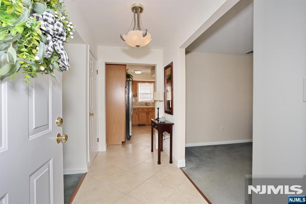104 Bradford Avenue - Photo 2