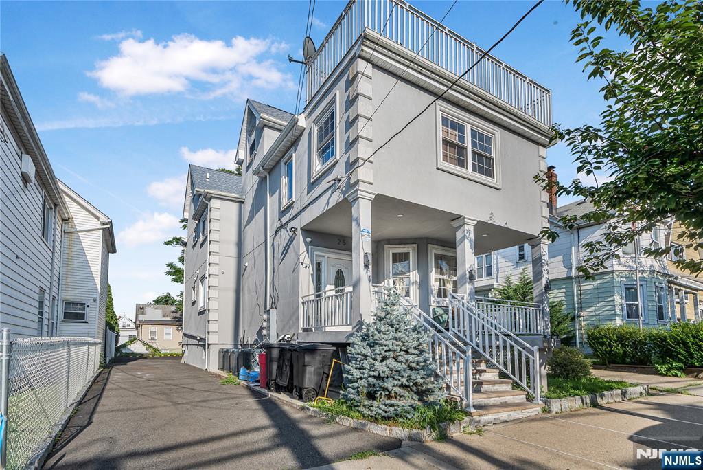 25 Palisade Avenue 1 - Photo 1