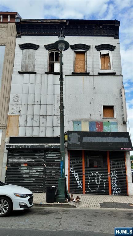 88 Main Street - Photo 1