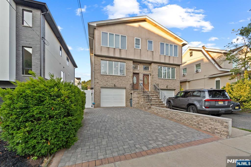 266 Grant Avenue A - Photo 2