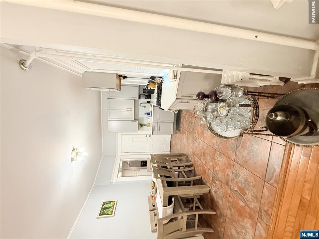 68 Willard Street - Photo 4