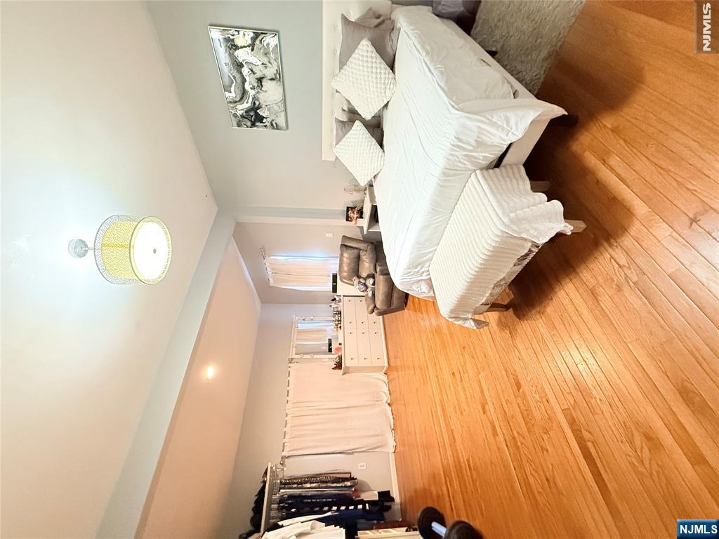 68 Willard Street - Photo 5