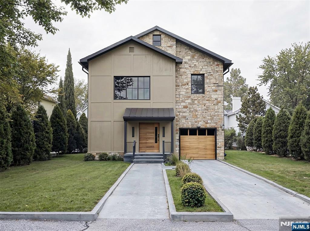 64 Eagle Avenue - Photo 1