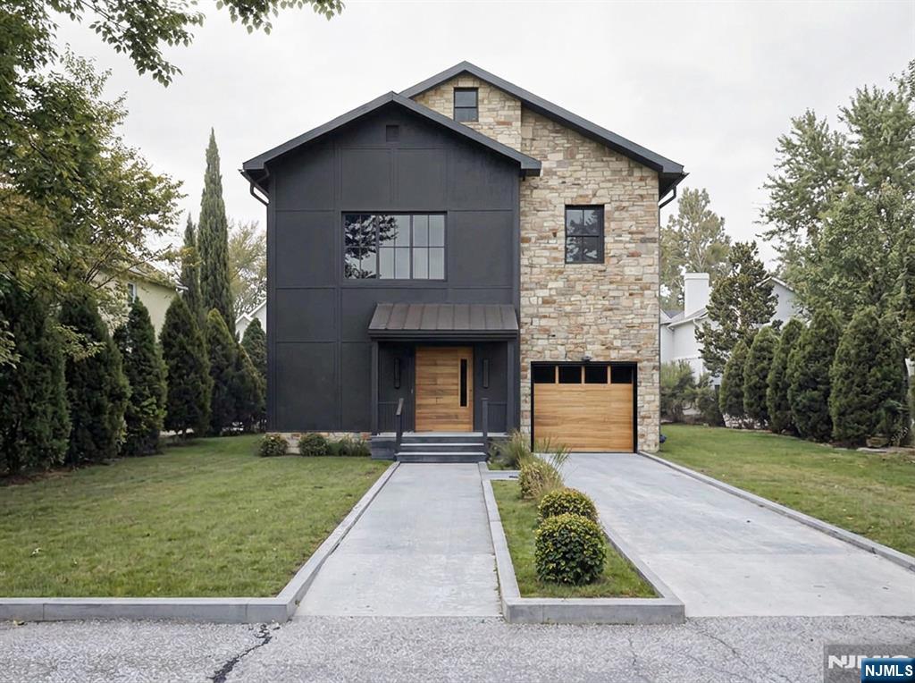 64 Eagle Avenue - Photo 2