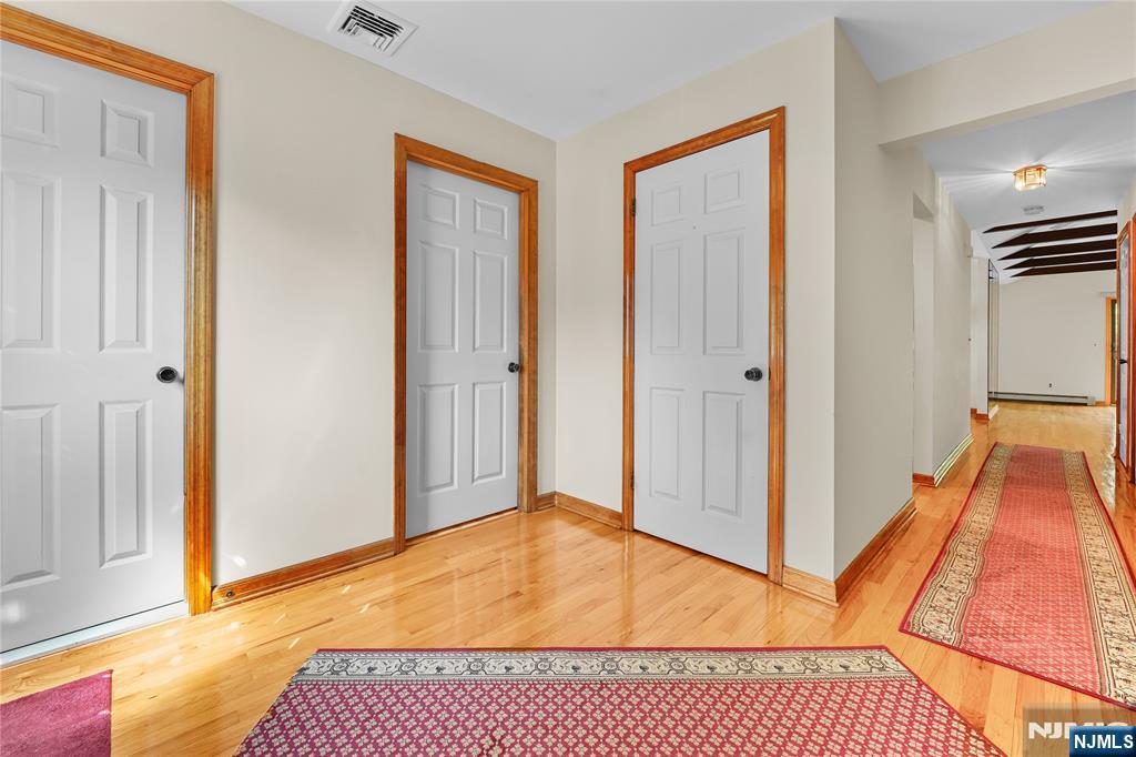134A N Kinderkamack Road - Photo 4