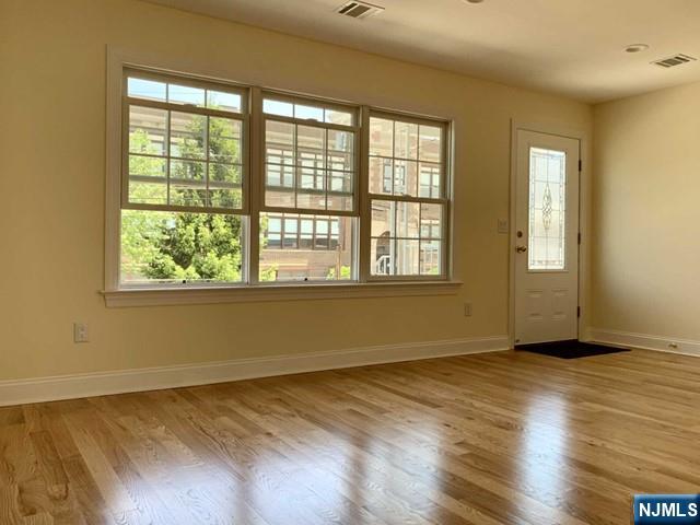 69 Alpine Street B - Photo 2