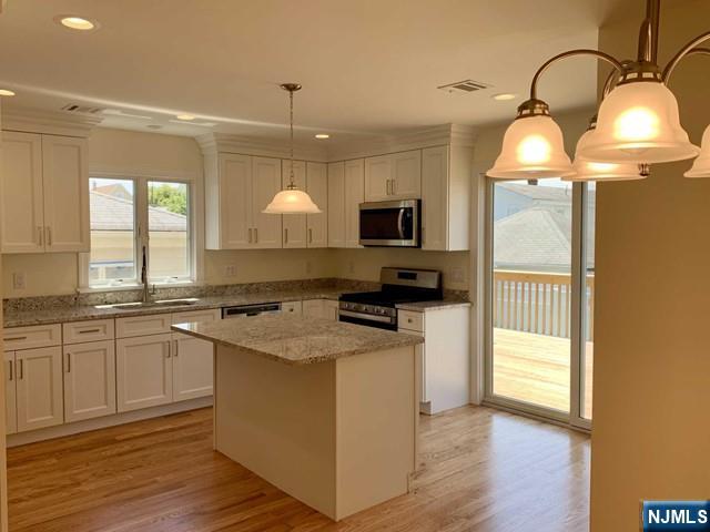 69 Alpine Street B - Photo 4